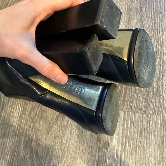 Platform booties - Picture 4 of 5